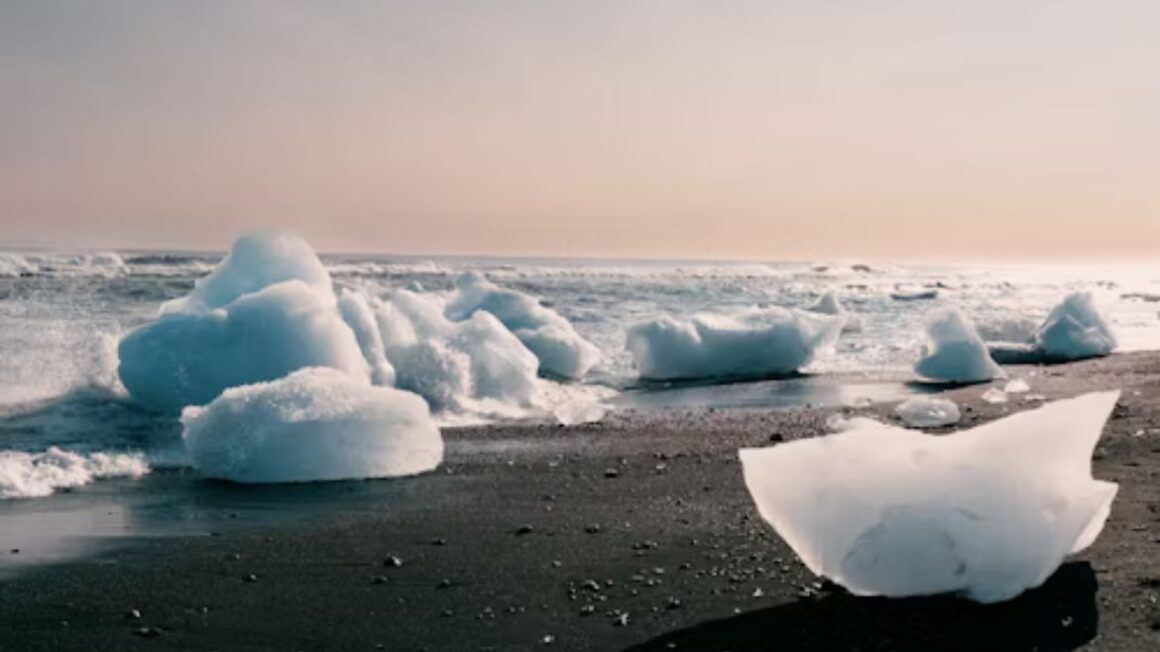 Your guide to the Diamond Beach in Iceland