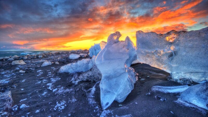 Your guide to the Diamond Beach in Iceland